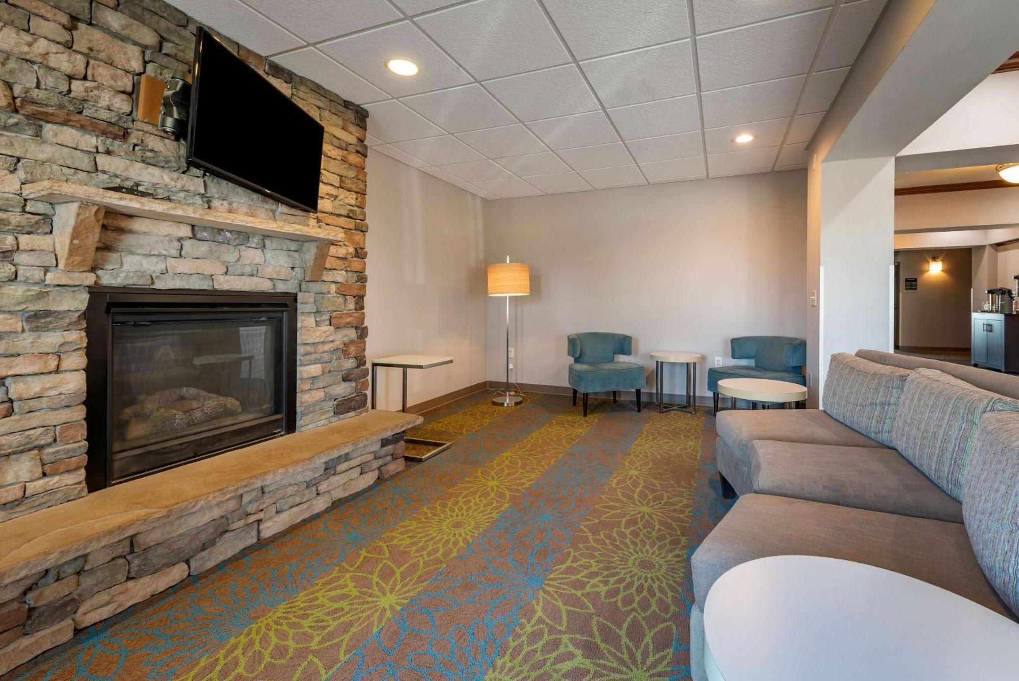 Sleep Inn & Suites Oakley I-70 Eksteriør billede